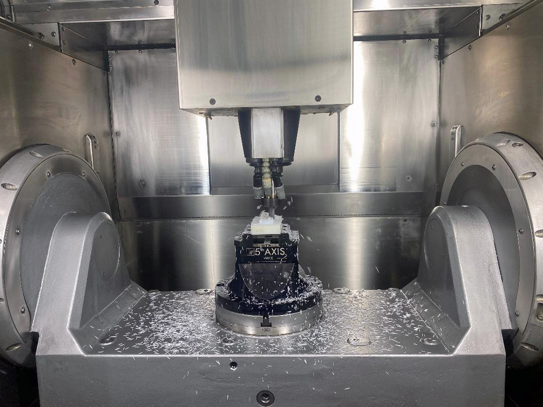 Hermle #C30U Dynamic, 5-Axis CNC vertical machining center, 75 automatic tool changer, 25.6" X, 23.6" Y - Image 9