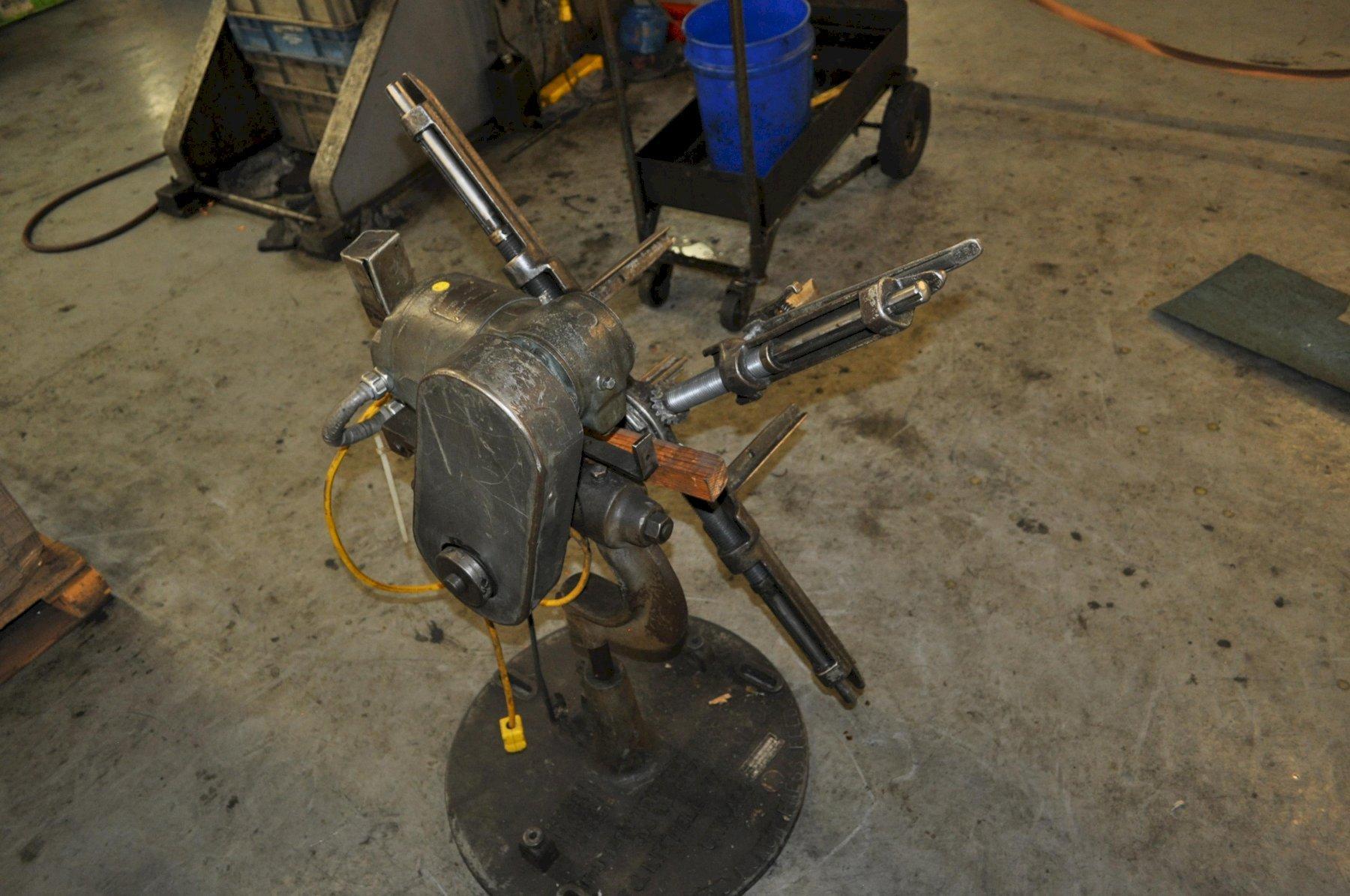 300 lb. Littell, motorized uncoiler, 8" mandrel, 30" outside dimensions, 12"-20" ID, 4-arm mandrel, 1 keeper - Image 2