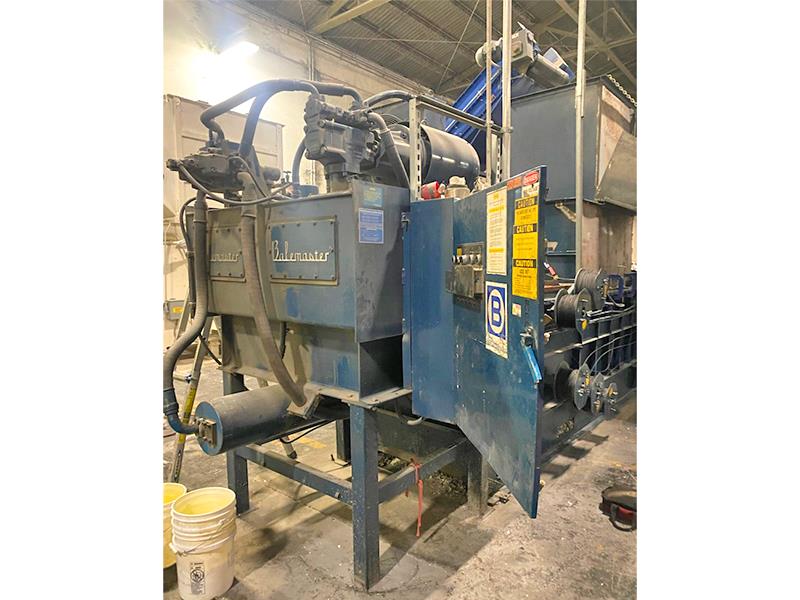 Balemaster #4550G-10, 30" x 40" x variable auto-tie horizontal baler, 27" x 40" opening, 50 HP, 10" cylinder - Image 1