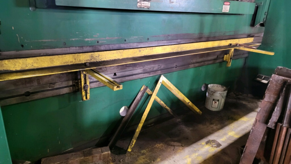 400 Ton, Cincinnati #400H, hydraulic press brake, 16' overall, adj depth stop, foot pdl, 4-way die & punch - Image 5
