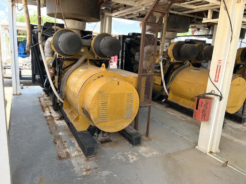 1140 KW Caterpillar #C32, petroleum power diesel generator set, 9500 hours, 1800 RPM, radiators - Image 5