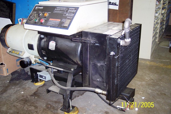 77 cfm, 115 psi, CompAir #88PUAS, 20 HP, air cooled - Image 1