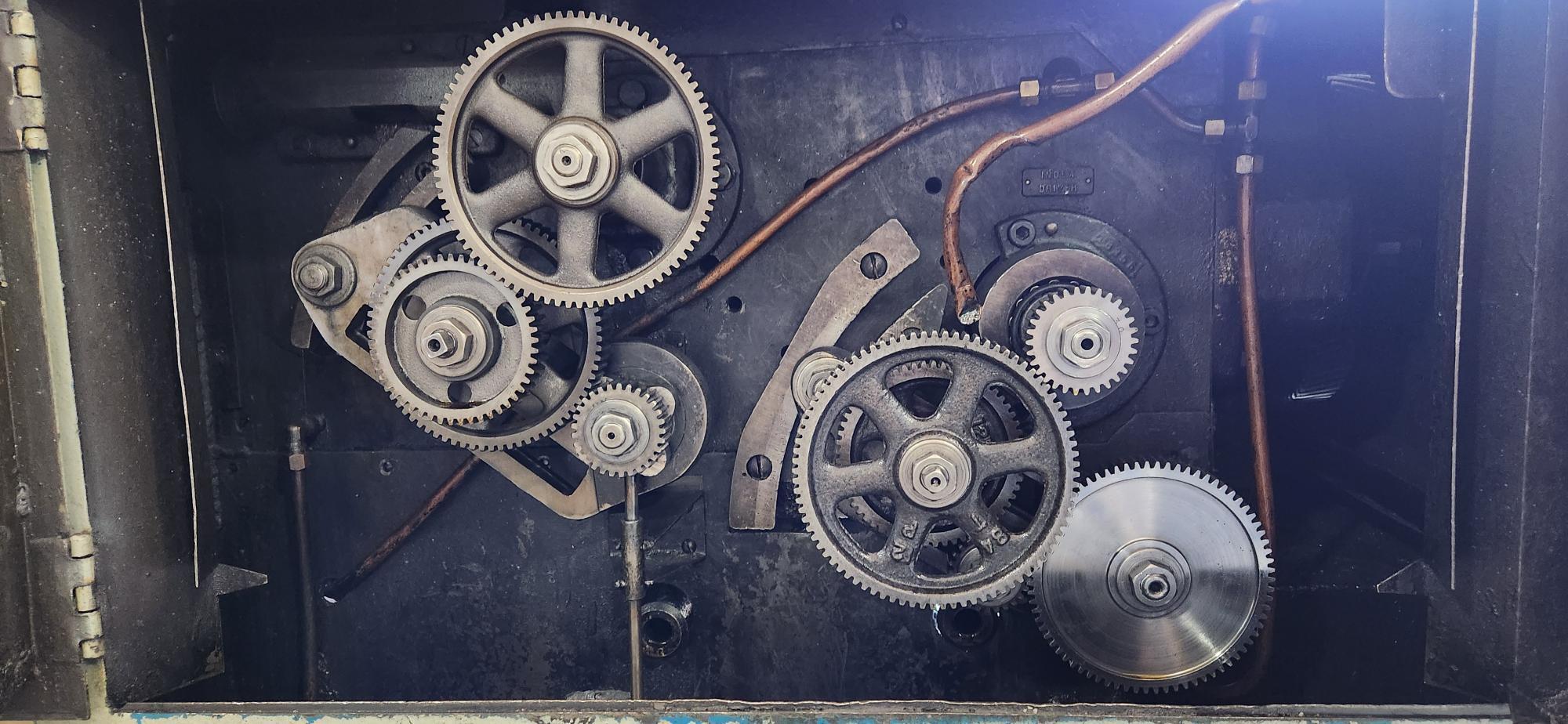 Gould & Eberhardt #48H, vertical gear hobber, 48" dia. capacity, 2 DP, hob arbors, tailstock - Image 10