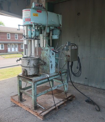 Myers Engineering #V550/500A-3-3, dual shaft vacuum mixer, (2) 3 HP motors, vacuum cover - Image 1