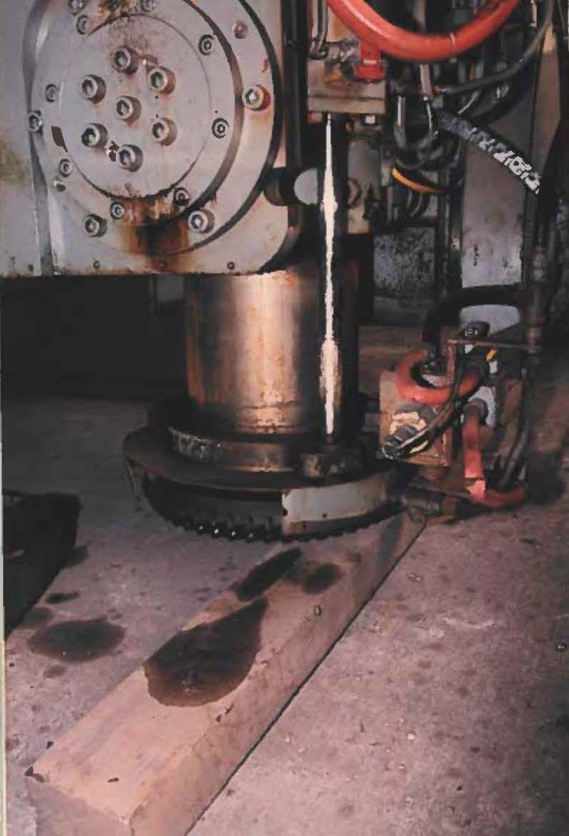 Ingersoll Ingot/Slab scalper, 26"-52" wide, 2"-8" thick, 18' long slabs, 1983 - Image 3