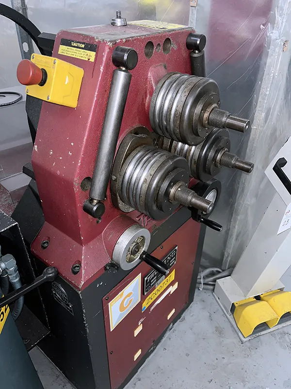 2" x 2" x 3/16" Tauring #ALFA40H1, bending roll, 7.7-15.6 shaft speed, remote operators stand, 1998 - Image 2