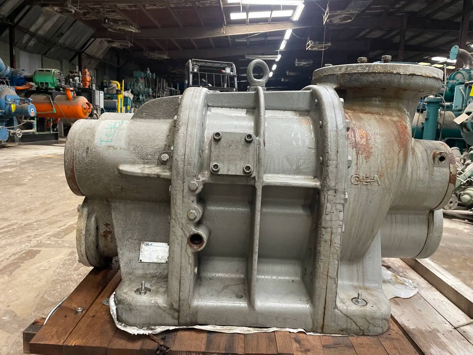 GEA #XC-62, rotary bare screw compressor, 3482 cfm 620 psig, R-717 refrigerant, 2002 - Image 7