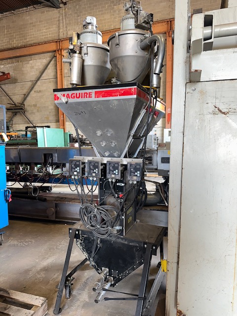 Maquire #WSB-4401, 4 component blender, includes 4 receivers & operator controls, 2014 - Image 3