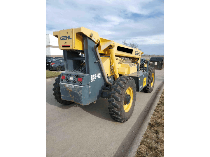 8000 lb. Gehl Company #RS8-42, telehandler lift, 42' lift height, low hours, 2015 - Image 6