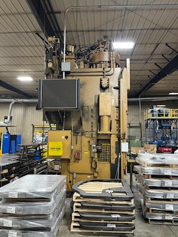700 Ton, Standard #DCSS700, straight side double crank press, 12" stroke, 55" BH, 21" open, 55" x40" bed, 2003 - Image 7