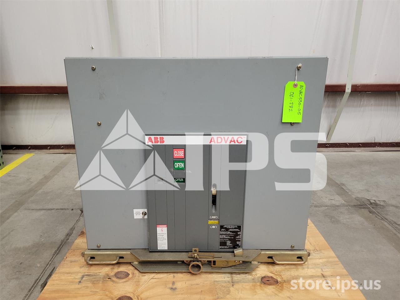 3000 Amps ABB Advac Aa223226000000p Model 2 (advac Model 2) 240 Volts AC Control, 48 Volts DC Trip - Image 1