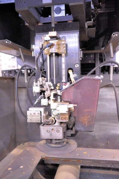 Mitsubishi #MV-2400R, Advance Plus 3 Control, 23.6" x 15.7" x 12.2" trvl, submerged, linear glass scales - Image 3