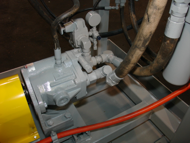 7.5 HP Vickers #PVB 20 pressure comp, 13 gpm to 1500 psi, 60 gallon tank, #1395 - Image 3