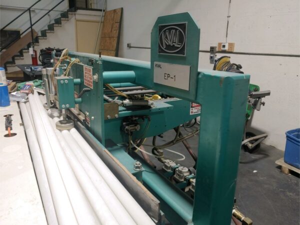 Automatic CNC Door Machine, Kval #DL-NCADH, 1999 - Image 1