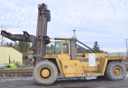 90000 lb. Caterpillar #V900-CH, forklift container handler - Image 1