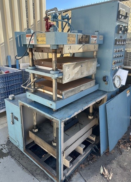 50 Ton, Wabash #PC50-2418-4TM, Platen Press, 24 x 18 Electric Heated, 9600 watts - Image 2