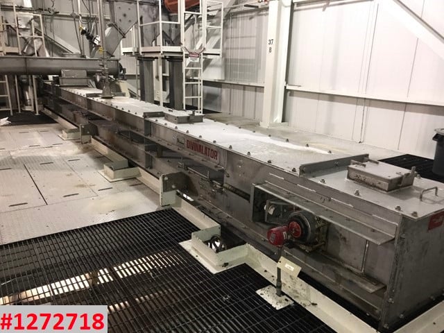 Divine Eng Divine Conveyor Divinalator #T304 Drag Link, horizontal or inclined, Stainless Steel housing 7' ' - Image 1