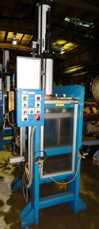34 Ton, Farger &Joosten, multipower air/oil press, 7.9 stroke, 13" DL, 14" x14"x2" bed, 40" passline - Image 1