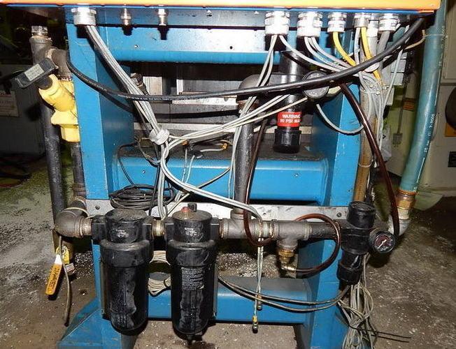 90 Ton, Farger &Joosten, multipower air/oil press, 7.9 stroke, 26" DL, 24" x17"x2" bed, 24" passline - Image 8