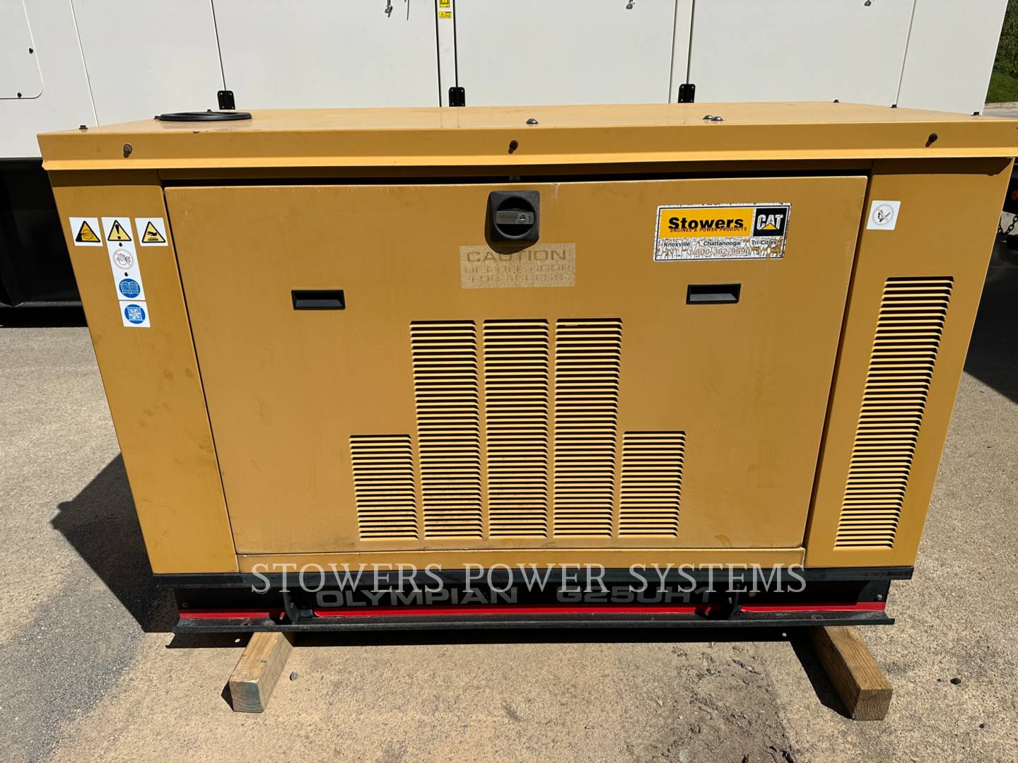25 KW Olympian #G25UH1, 287 hours, S/N E2198A001, 120/208 Volts, 1999 - Image 1