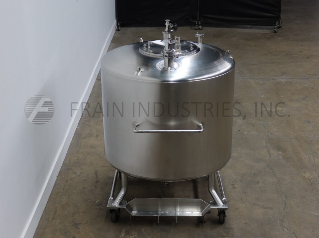300 gallon JV Northwest, 316 Stainless Steel, internal pressure tank, 46" dia x 48" deep with a 40" straight - Image 4