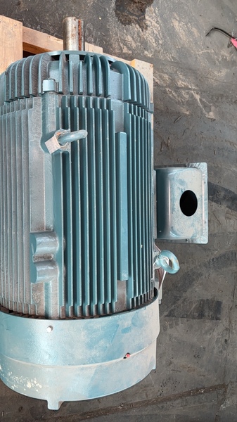 200 HP 1785 RPM Baldor, Frame 449T, TEFC, 460 Volts, new surplus - Image 5