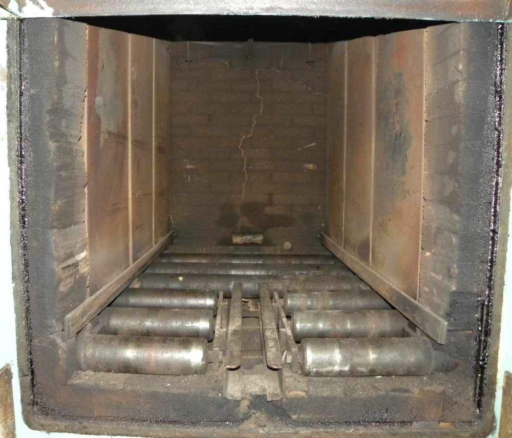 30" width x 30" H x 48" L Lindberg, Box Draw, electric, 1250&deg;F - Image 4