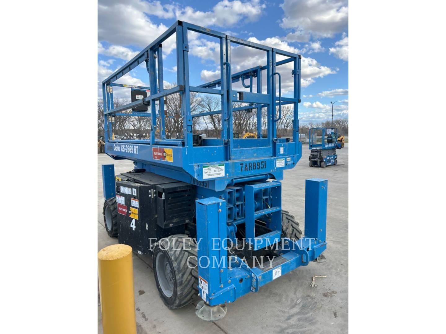 Genie Industries GS2669RTGO, Lift Scissor, 957 hours, S/N: GS69F-11874, 2017 - Image 2