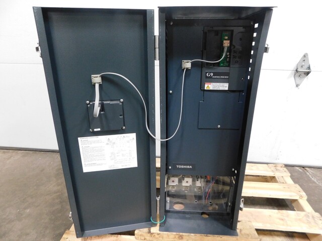50 HP Toshiba, VT130G9U4500, adjustable speed drive, 50 KVA, 480 Volts, 3 phase - Image 6