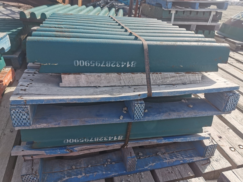 Metso #814328795900, movable jaw plate for jaw crushers - Image 3