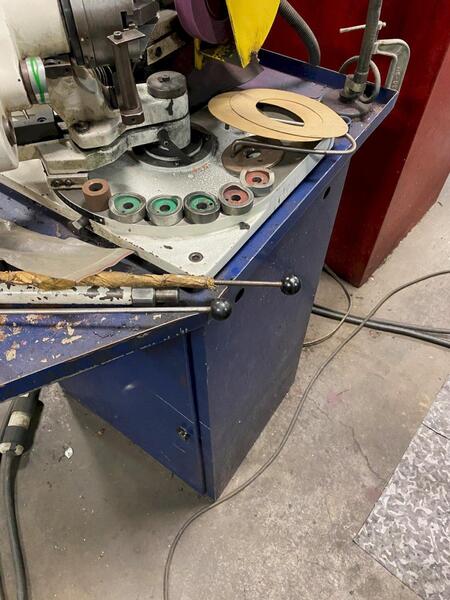 .6" to 1-1/4" Brierley #ZB32/2, drill point grinder, 5 HP, 40-180&deg; point angles, 1998 - Image 3