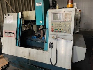 Akira-Seiki #Performa-V4, vertical machining center - Image 1