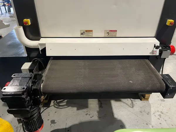 52" x 103" Timesavers #4221-45-00, dual head metal belt sander, 15-45 FPM, 38" passline, (2) 75 HP, 11" drum - Image 6
