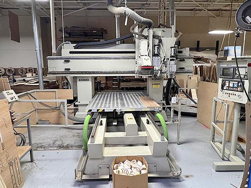 Komo #VR-508, CNC router, 5' x 8' table, 8 ATC, 18k RPM, ISO 30