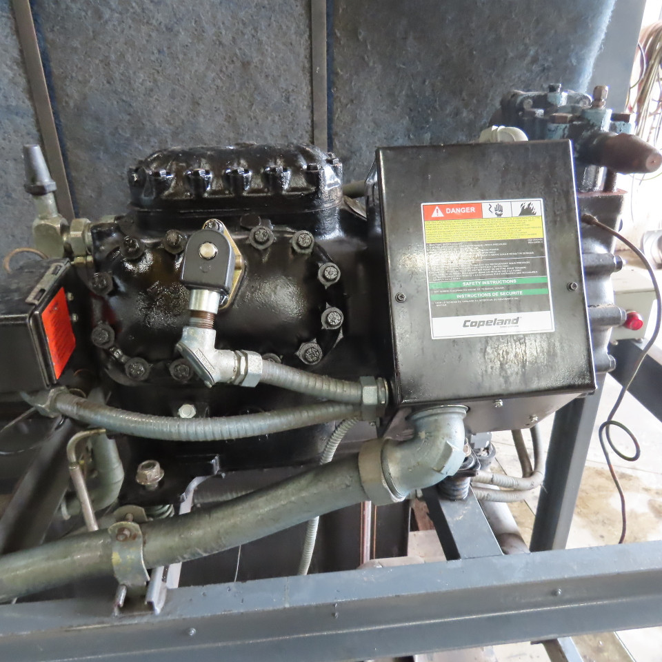 30 Ton, Budzar #AP-28S-SP, self contained air cooled chiller, 460 V., 800 BTU/Hr, R-422-B refrigerant - Image 5