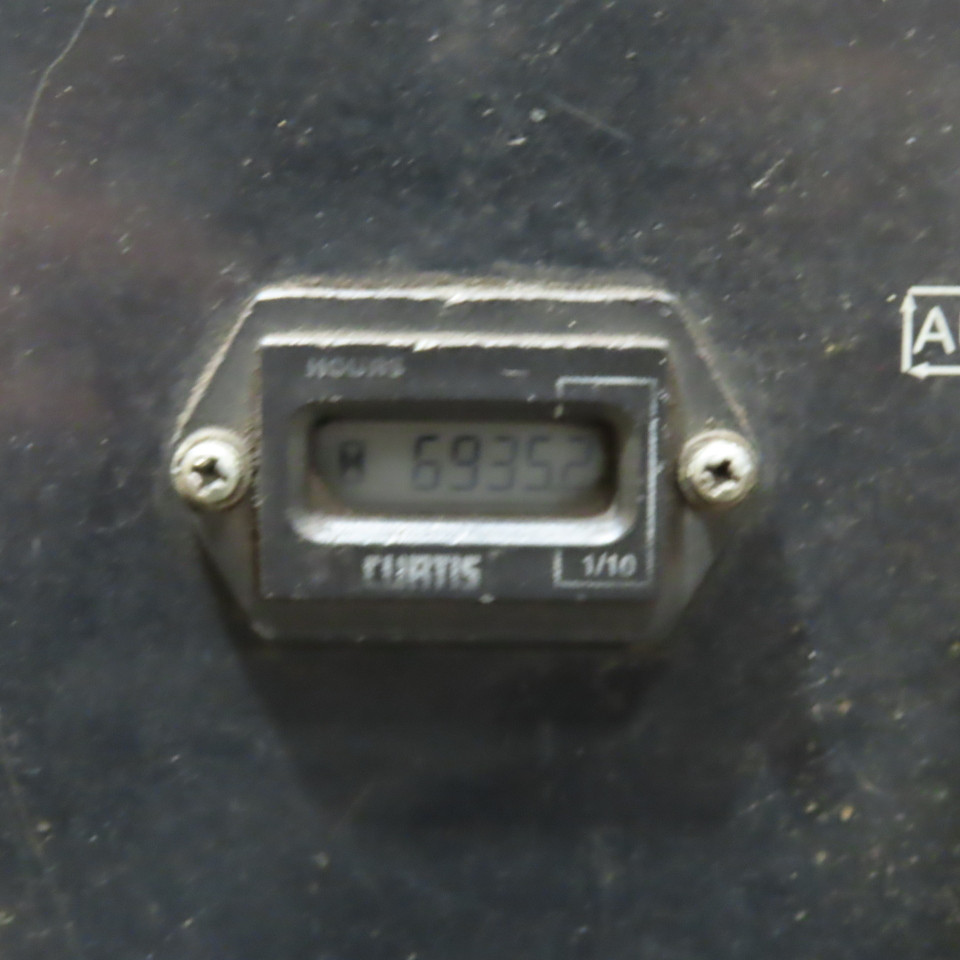 Lincoln Fanuc, 6-Axis dual zone robotic welding cell, 480 V., 3-phase, 570 A Power Wave 455 - Image 6
