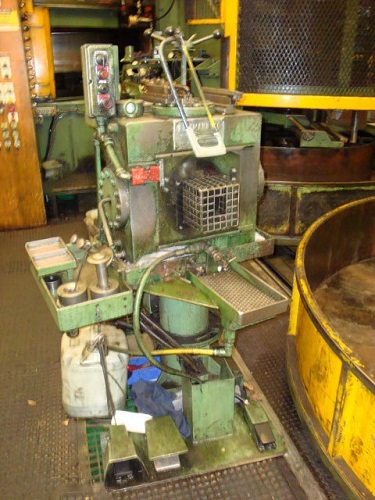 84" Marshall Richards #VNCB84, tube drawing spinner block for copper tube, right handed - Image 6