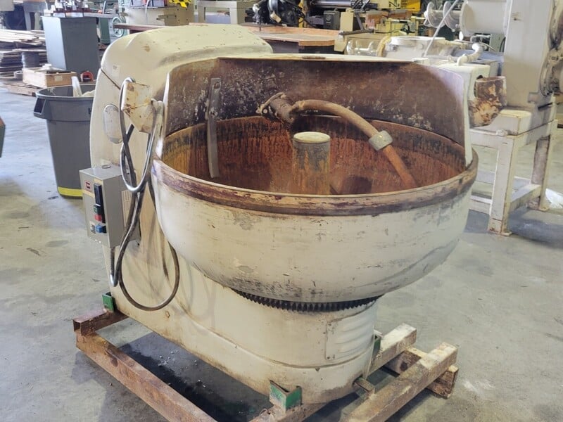 Tendicinghia #T20081, Clay Mixer, 220 VAC - Image 1