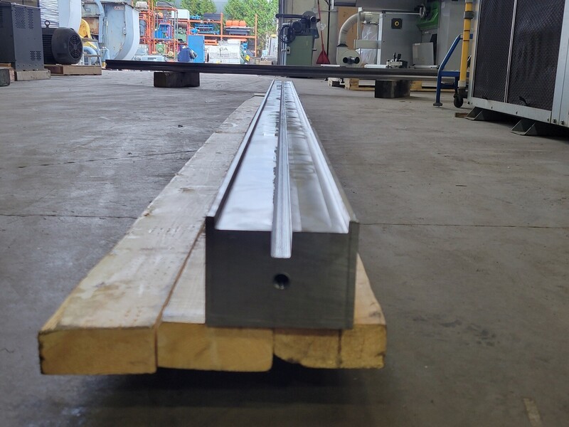 144" L, 4-Way Die Holder, 3.75" width, 3" height - Image 4