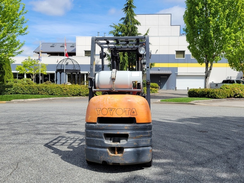 5000 lb. Toyota #42-6FGCU25, Forklift, 189" lift height, 42" Fork Length, 83" Mast lowered height, 3 Mast - Image 5