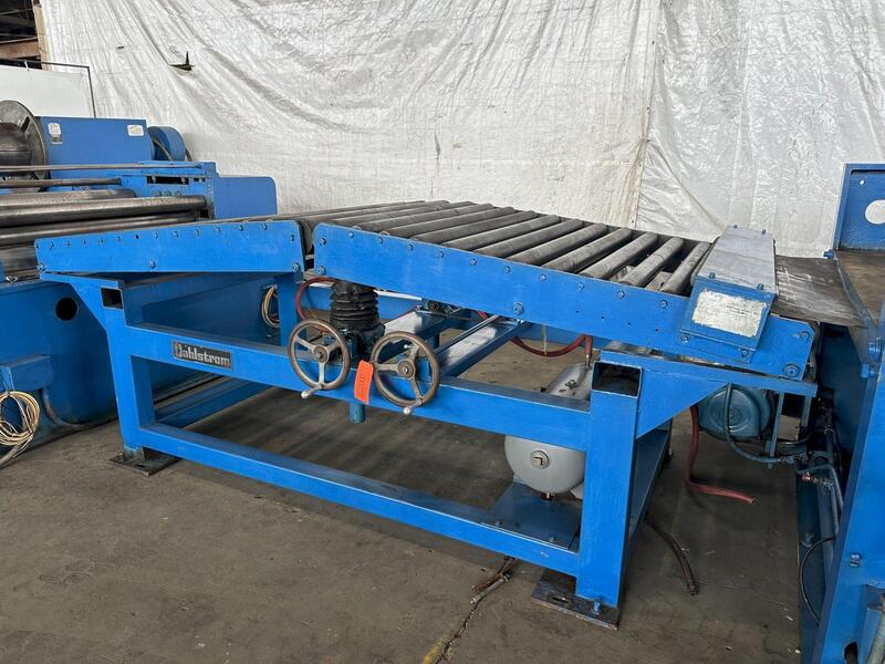 Adjustable hump table, Dahlstrom #HT-A-54, 54" width capacity, 15" table adjustment - Image 2