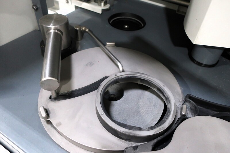 Automatic laboratory specimen prep machine, Struers #Hexamatic, grinding/polishing, 2013 - Image 5