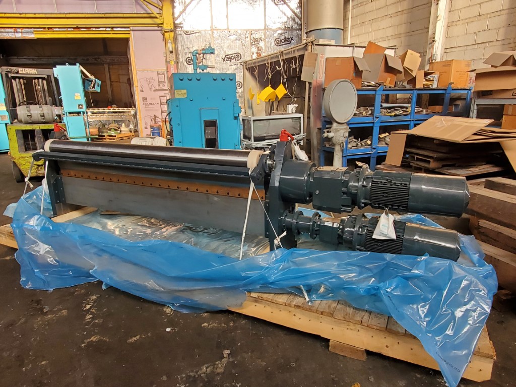 Stock blender for 84" rubber mill, HF Farrel, mechanical style, dual drives, C-face motors, new - Image 2