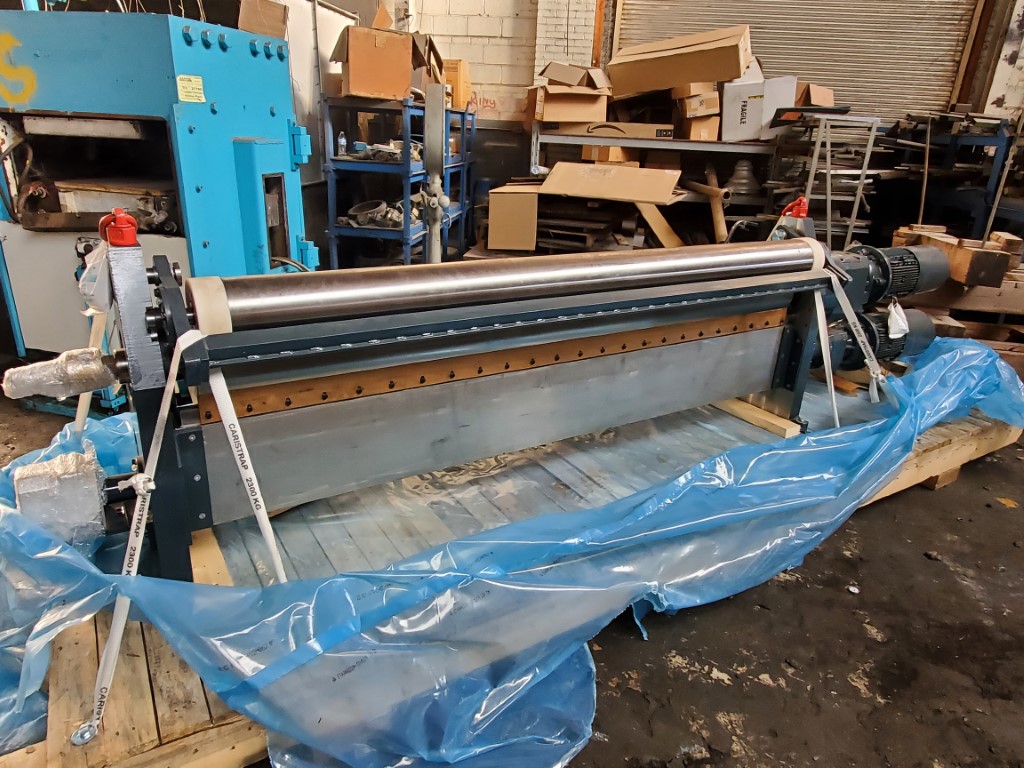 Stock blender for 84" rubber mill, HF Farrel, mechanical style, dual drives, C-face motors, new - Image 6