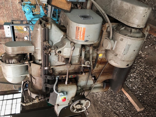 Heald #22, 13-1/2" mag chuck, belt drive to chuck, automatic vertical feed, motor driven coolant - Image 2