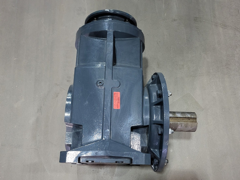 30 HP @ 1750 RPM, Falk Ultramite #10UBBQ3AS45A5F, gear reducer, 45.37/1 ratio, Frame 286TC, 2015 - Image 8