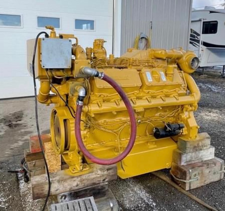 540 HP Caterpillar #3412, Marine diesel engine, 1800 RPM, rebuilt - Image 1