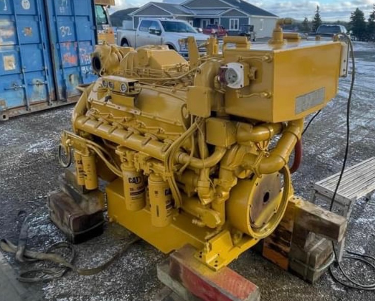 540 HP Caterpillar #3412, Marine diesel engine, 1800 RPM, rebuilt - Image 3
