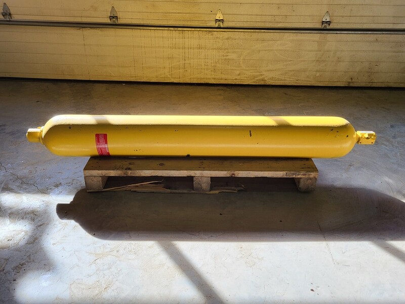 Komatsu Accumulator Pc2733 For 830E Rock Trucks - Image 9