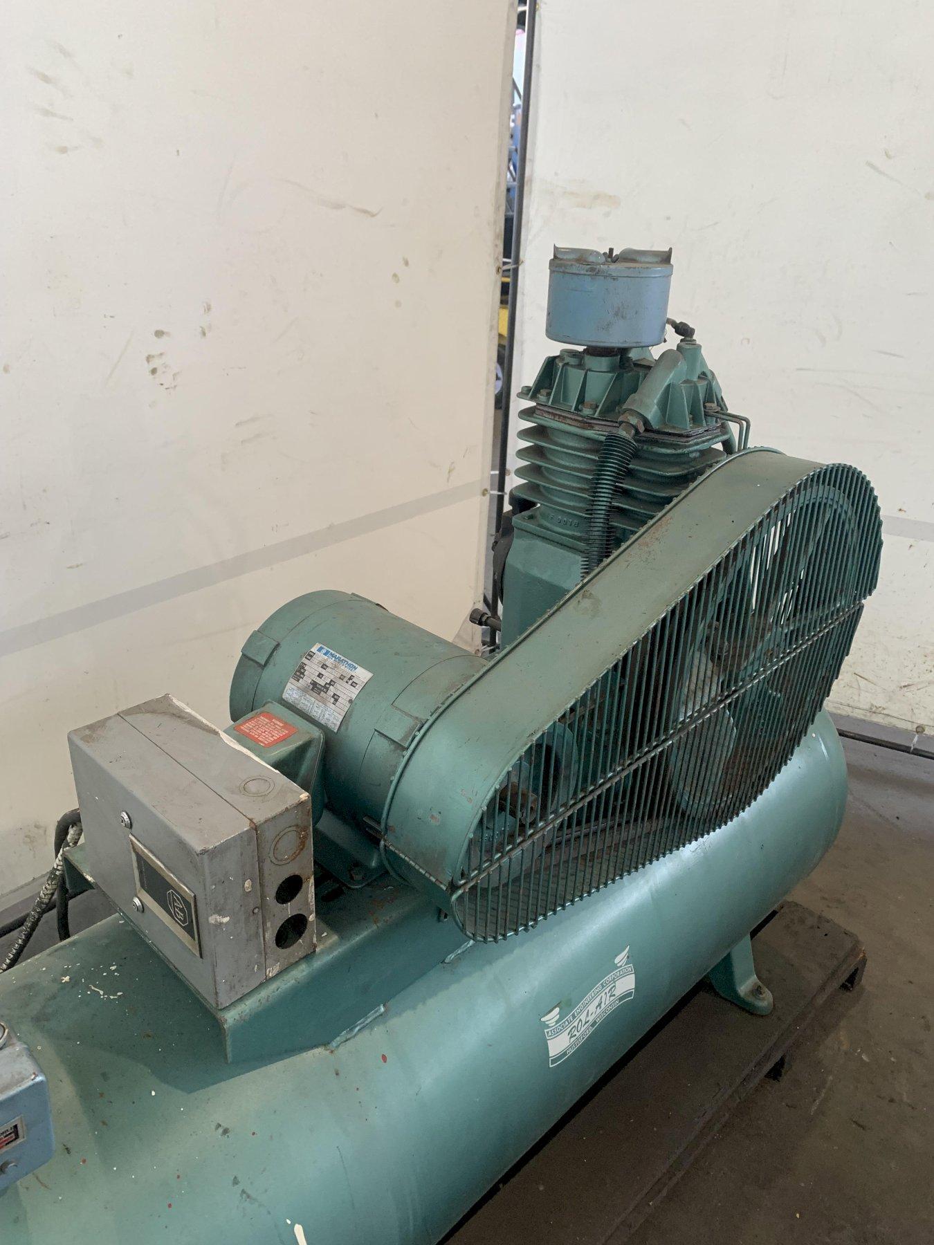 5 HP Rol-Air horizontal air compressor, piston type - Image 3